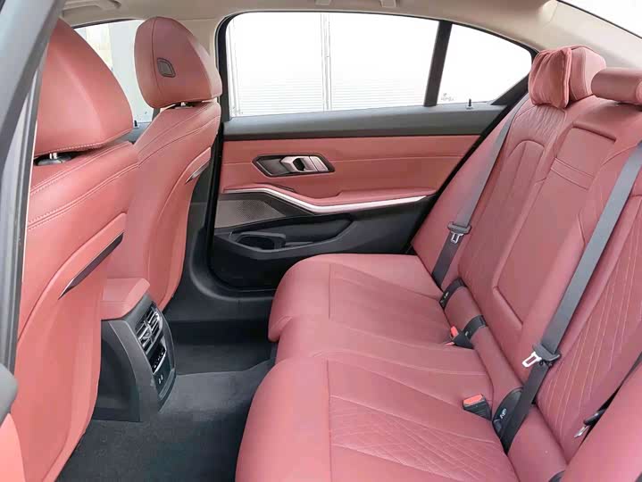 Фото 4 - BMW 3 Series