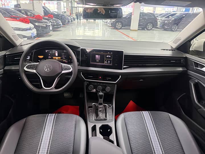 Фото 8 - Volkswagen Sagitar L