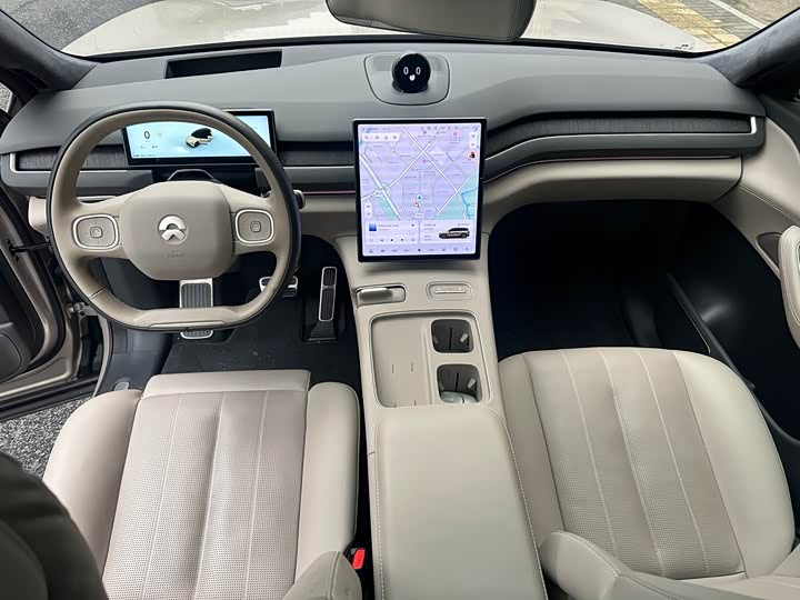 Фото 7 - Nio ES8