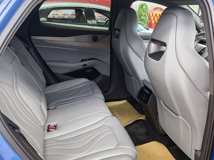 Фото 7 - Denza N7