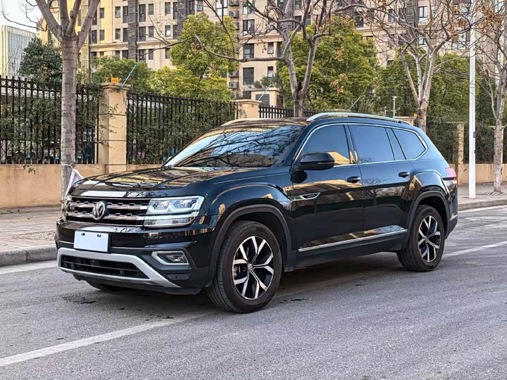 Фото 1 - Volkswagen Teramont Pro