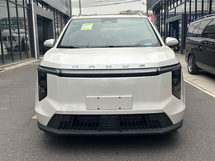 Фото 2 - Maxus Mifa 7