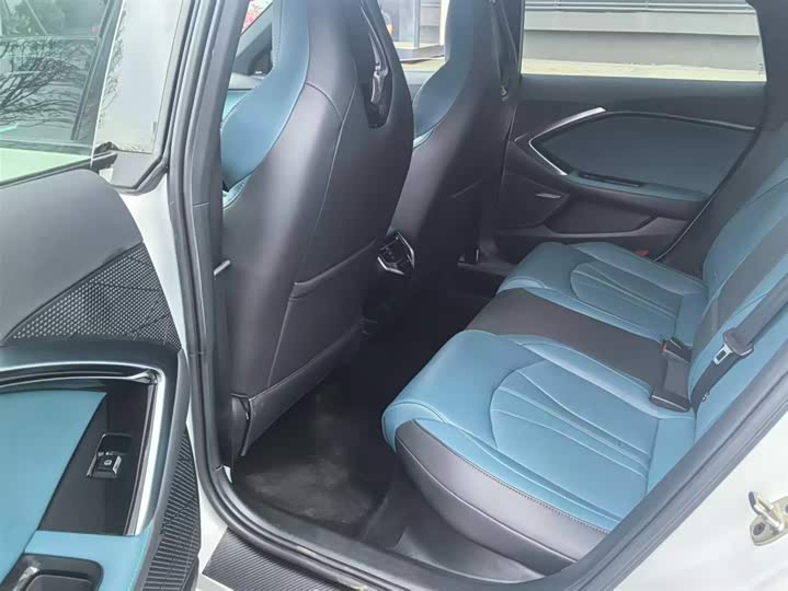 Фото 6 - MG Motor 7