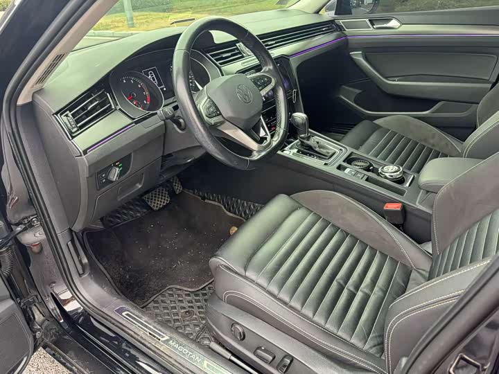 Photo 7 - Volkswagen Magotan