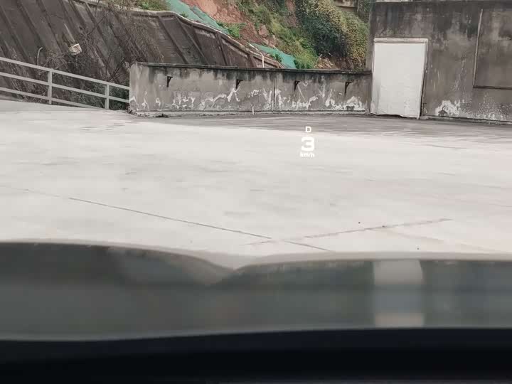 Photo 6 - Hongqi HS5