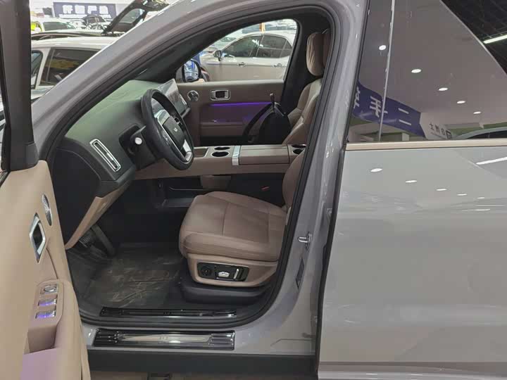 Фото 2 - LiXiang L9