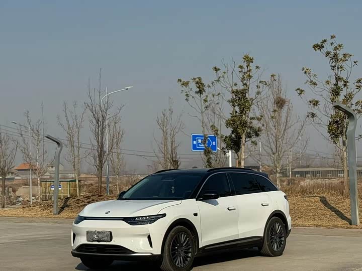 Фото 1 - Leapmotor C11