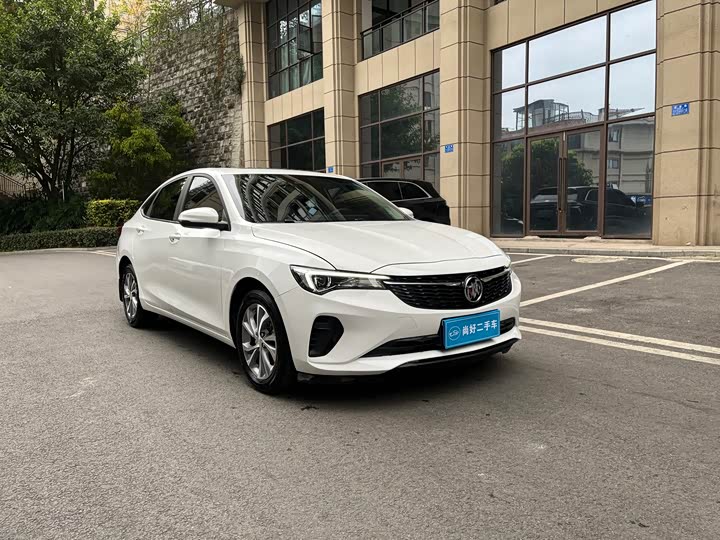 Фото 3 - Buick Verano