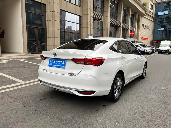 Фото 4 - Buick Verano