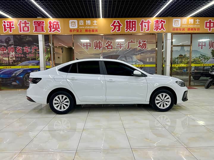 Фото 7 - Volkswagen Lavida