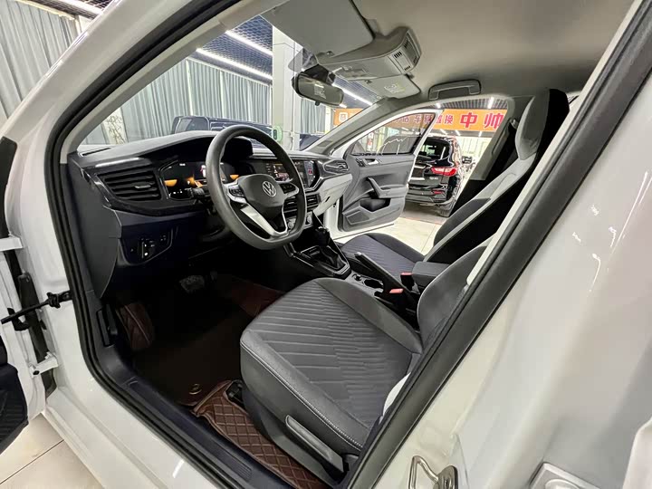 Фото 9 - Volkswagen Lavida