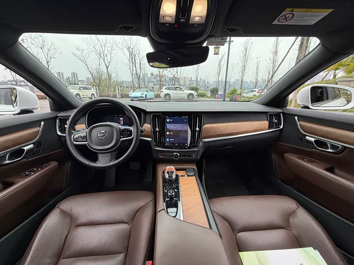 Фото 7 - Volvo S90