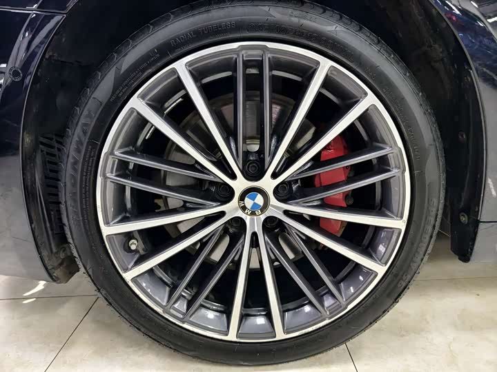 Фото 4 - BMW 5 Series