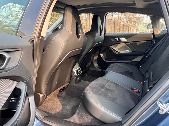 Фото 6 - BMW 2 Series