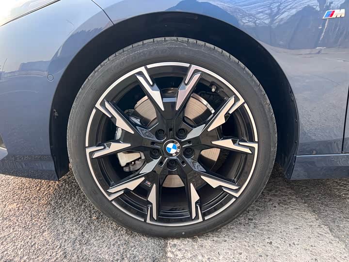 Фото 8 - BMW 2 Series