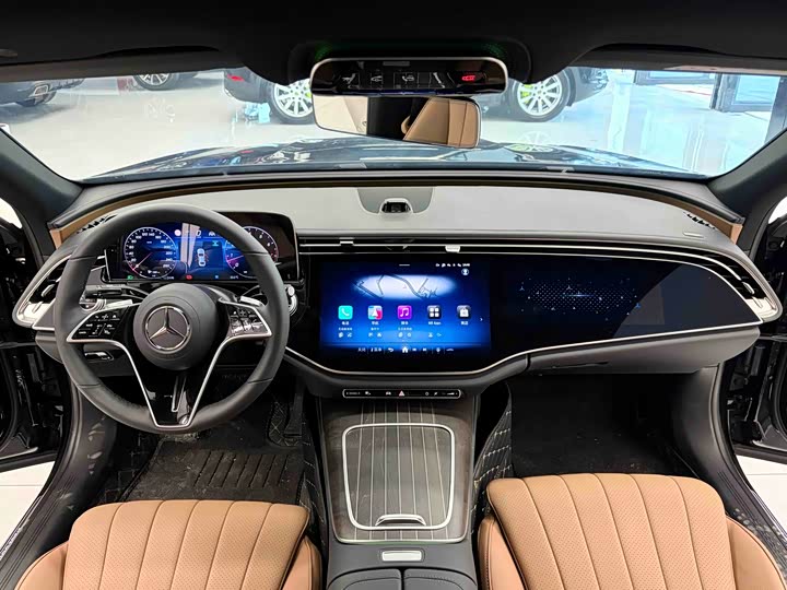 Фото 8 - Mercedes-Benz E-Class