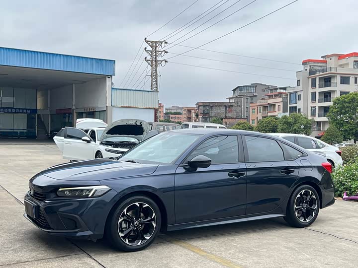 Фото 1 - Honda Civic