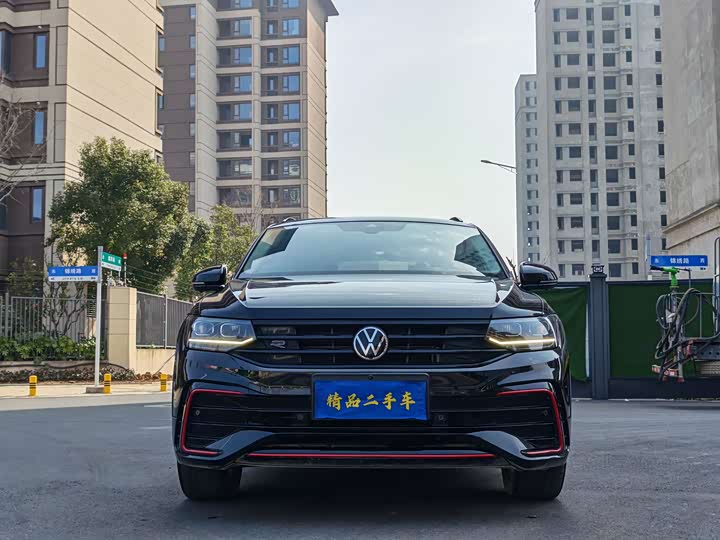 Фото 2 - Volkswagen Tiguan X