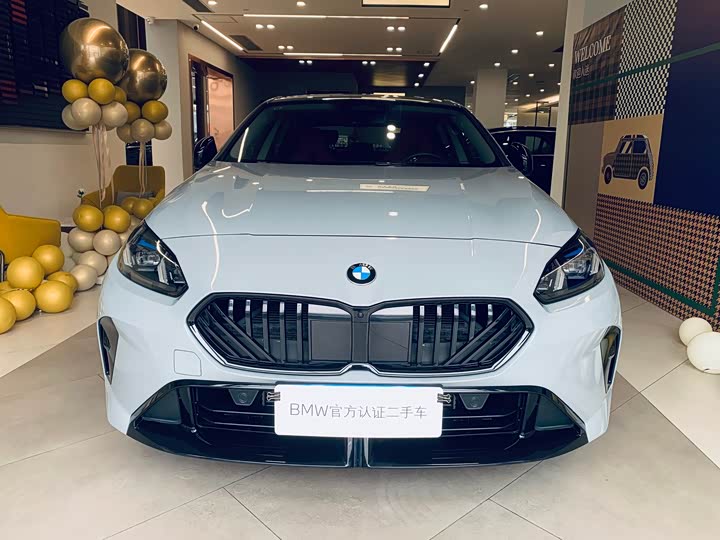 Photo 3 - BMW 2 Series