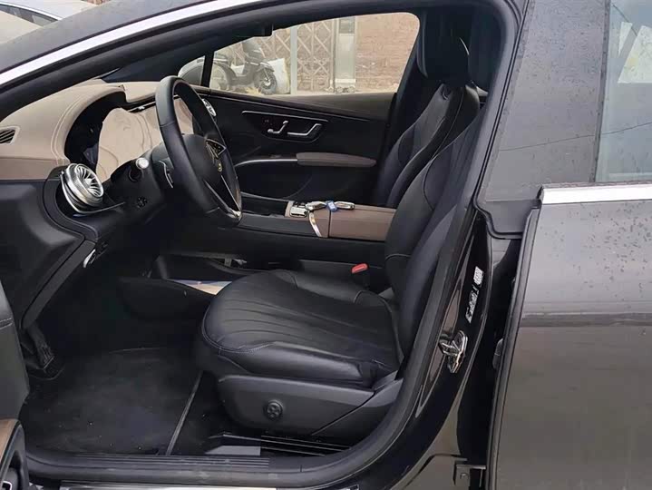 Фото 3 - Mercedes-Benz EQS