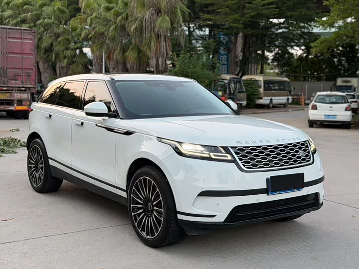 Фото 3 - Land Rover Range Rover Velar