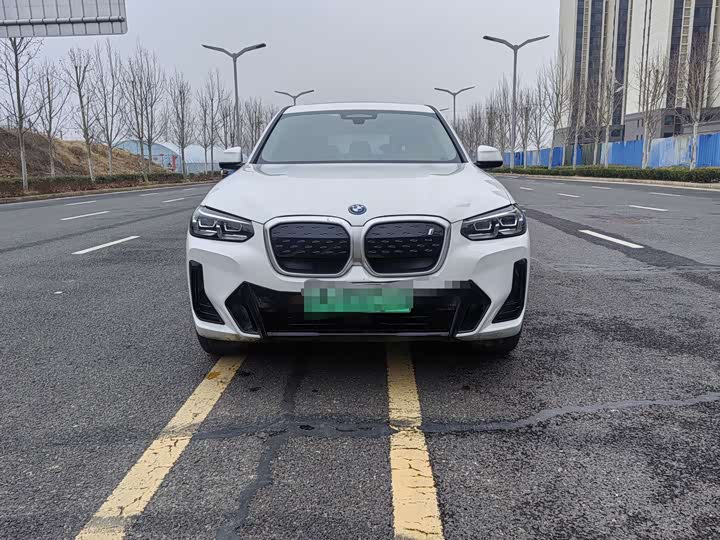 Фото 2 - BMW iX3