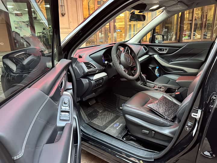 Фото 5 - Subaru Forester