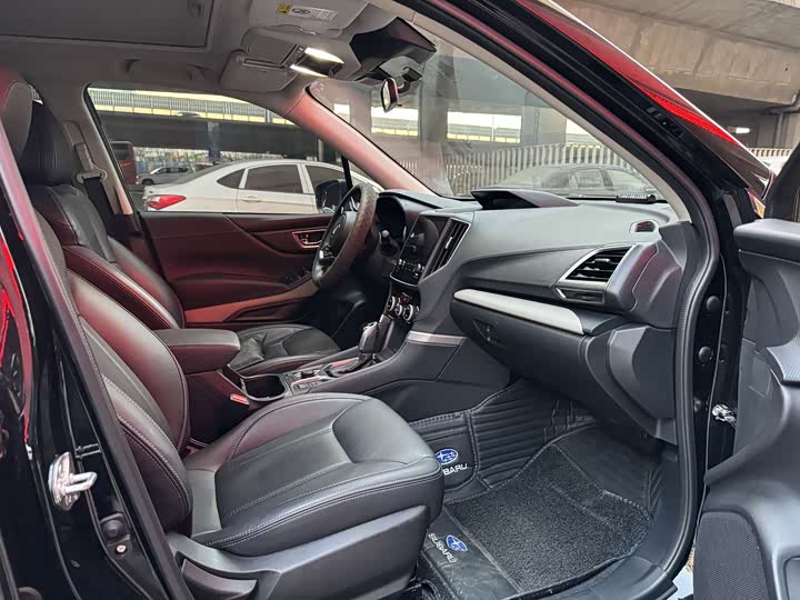 Фото 6 - Subaru Forester