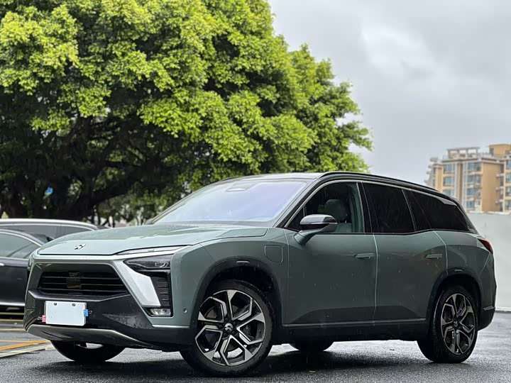 Фото 1 - Nio ES8