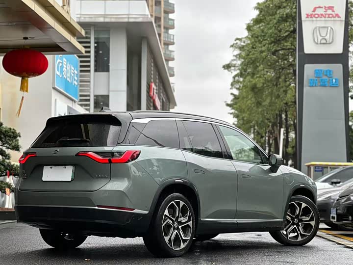 Фото 3 - Nio ES8