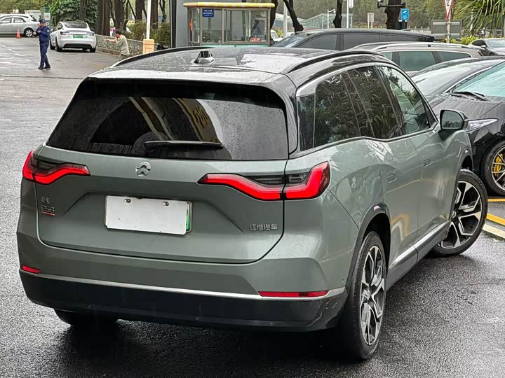 Фото 9 - Nio ES8