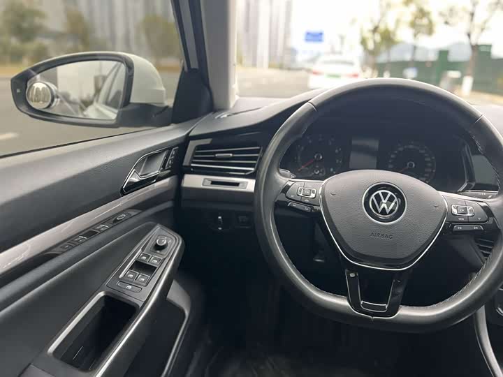 Фото 8 - Volkswagen Bora