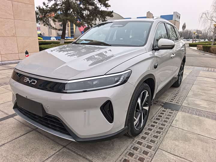 Фото 3 - BYD Sea Lion 05 DM-i Hybrid