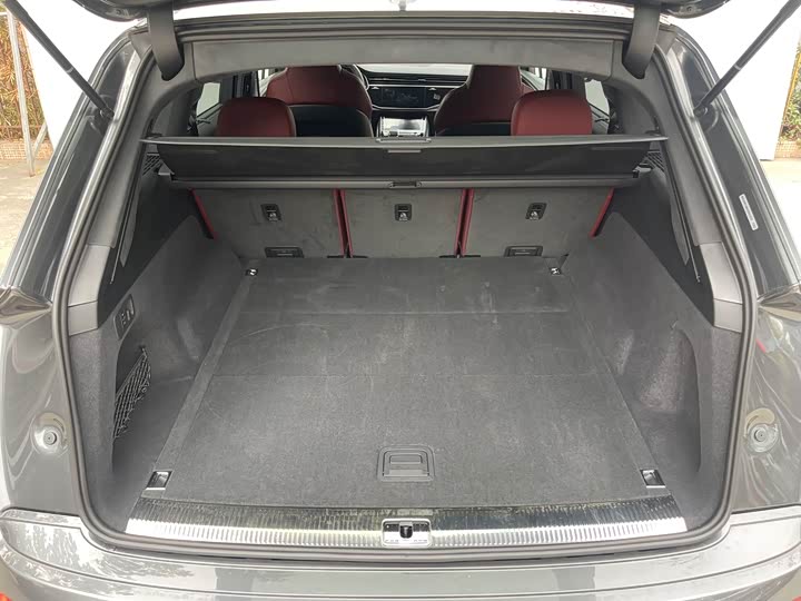 Фото 9 - Audi SQ7