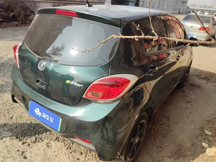Фото 3 - Changan BenBen E-Star
