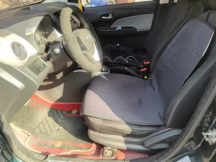 Фото 9 - Changan BenBen E-Star