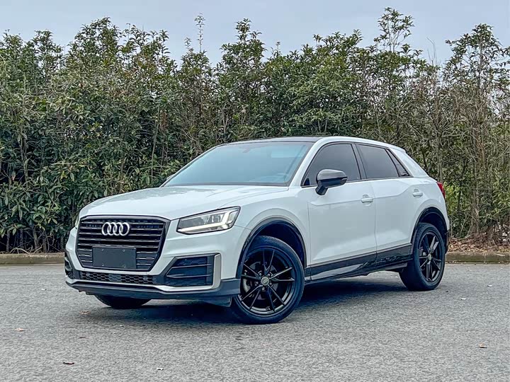 Фото 1 - Audi Q2L