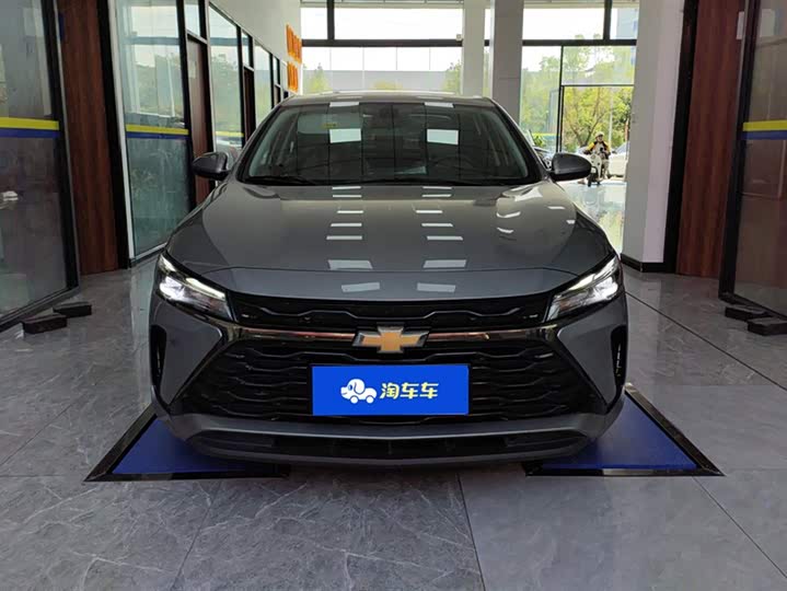 Фото 2 - Chevrolet Monza