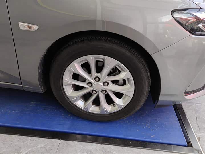 Фото 6 - Chevrolet Monza