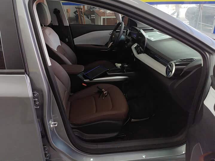 Фото 8 - Chevrolet Monza