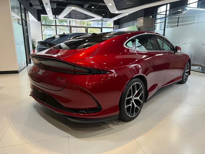 Photo 4 - IM motors L6