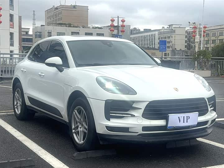 Фото 1 - Porsche Macan