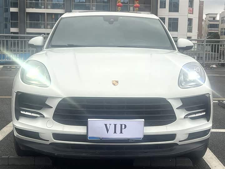 Фото 2 - Porsche Macan