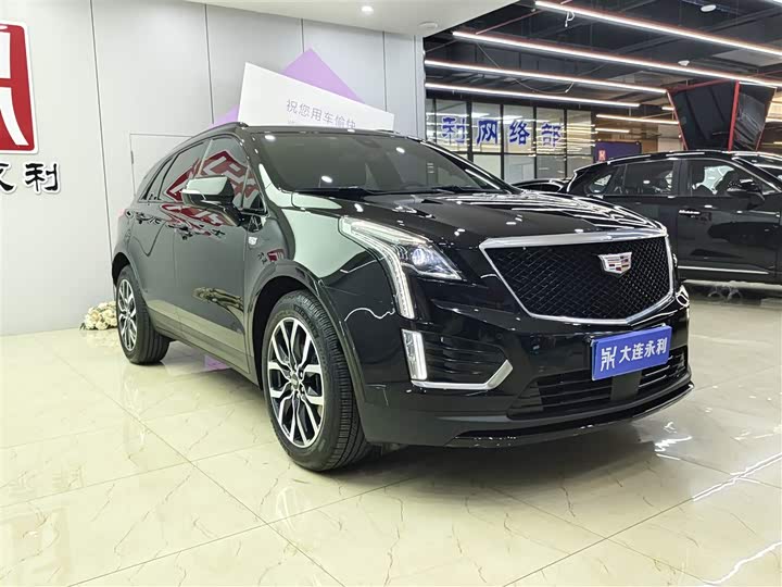Фото 3 - Cadillac XT5