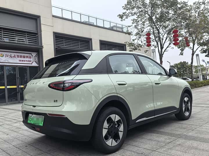 Фото 4 - Geely Galaxy Geome