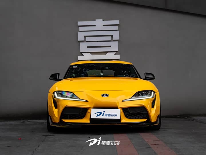Photo 2 - Toyota Supra