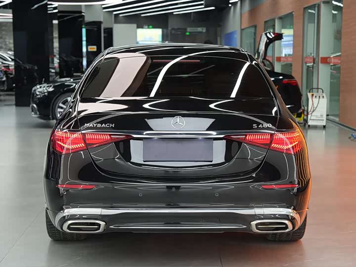 Фото 5 - Mercedes-Benz Maybach S-Class