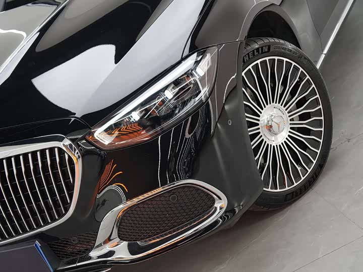 Фото 7 - Mercedes-Benz Maybach S-Class