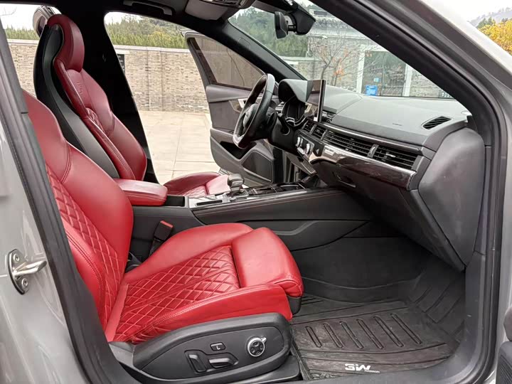 Фото 9 - Audi S4