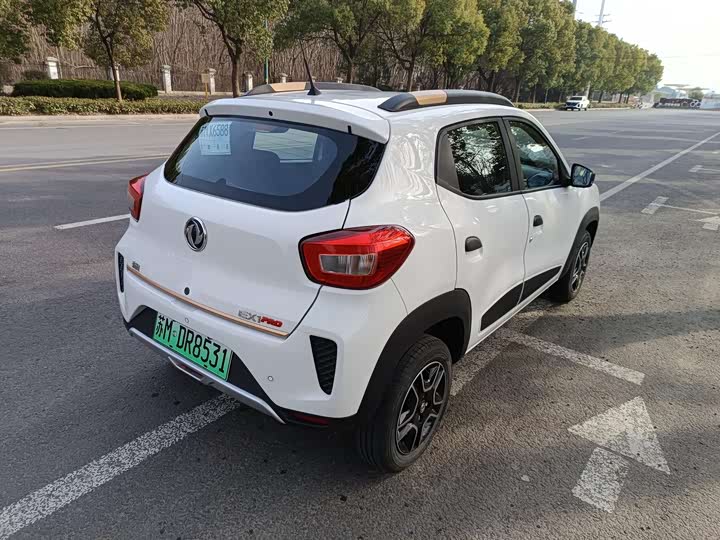 Фото 2 - Dongfeng Yipai Nano EX1 Pro